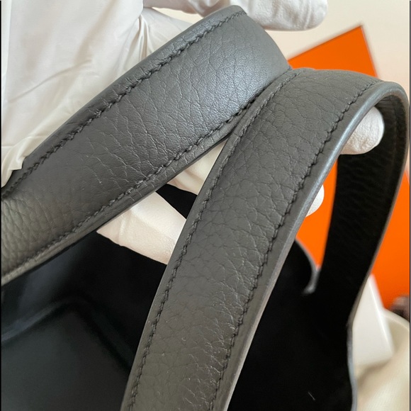 Hermes Picotin Lock 18 PM Noir GHW - Picture 6 of 11